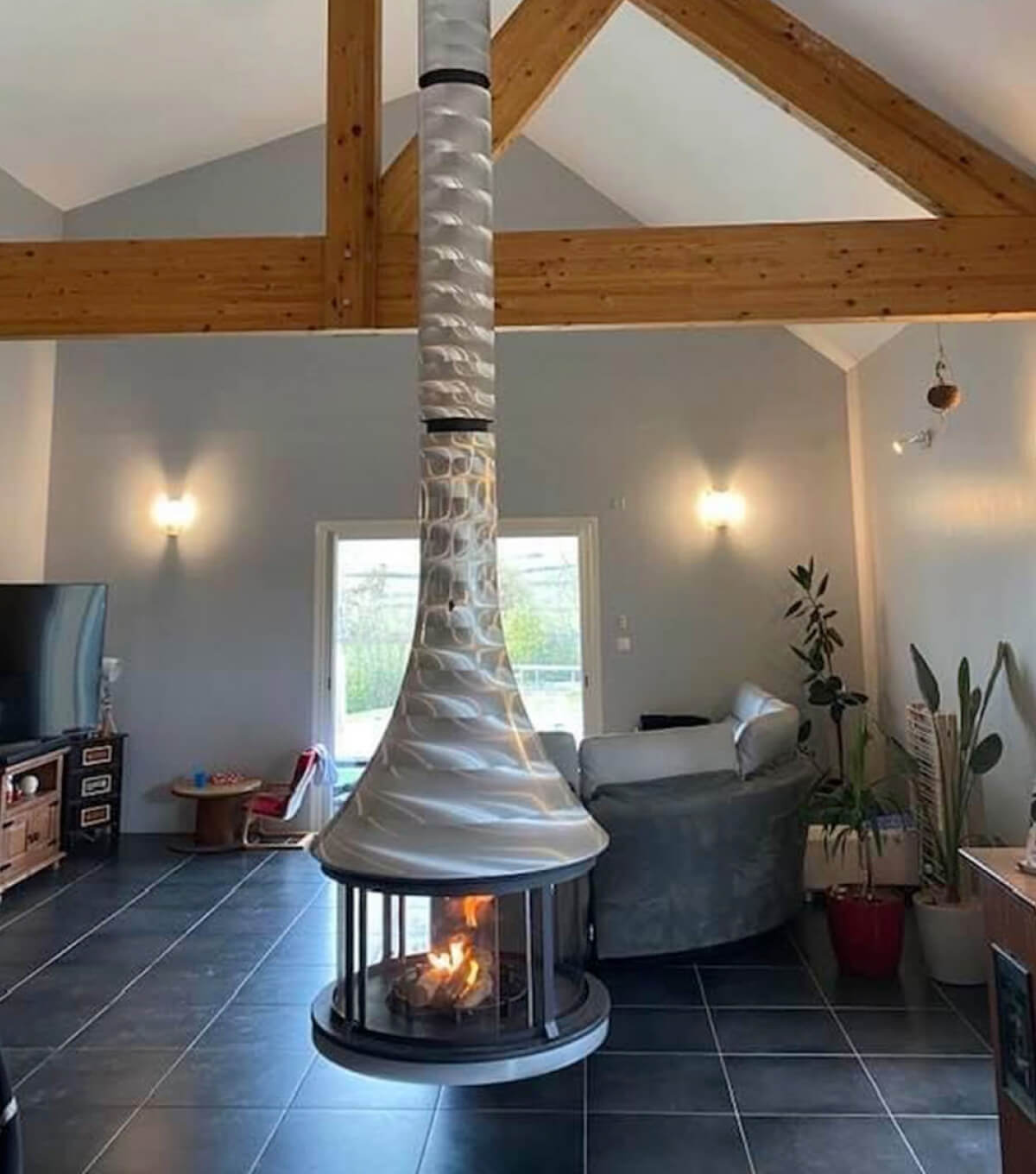 Zelia 908 Central - Designer Fireplace - Caleo Ltd